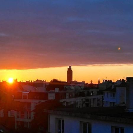Charmant Appartement Lumineux - Dernier Etage Avec Balcon - Proche Centre-Ville น็องต์ ภายนอก รูปภาพ
