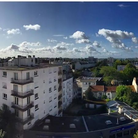 Charmant Appartement Lumineux - Dernier Etage Avec Balcon - Proche Centre-Ville น็องต์ ภายนอก รูปภาพ